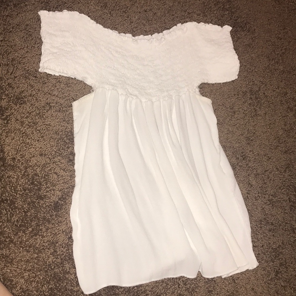 SOLD RARE Brandy Melville White Top